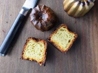 Canelé interior and crust