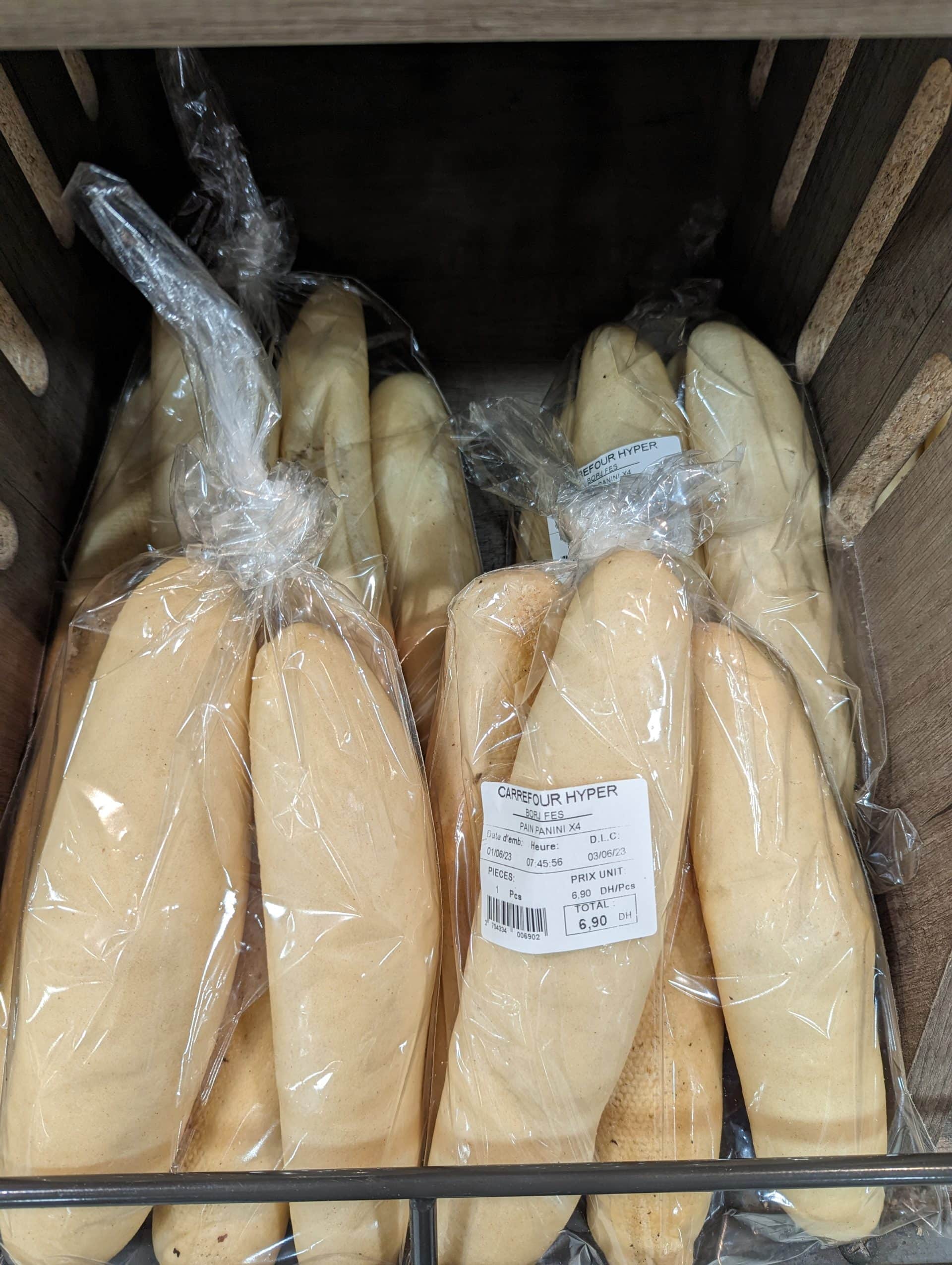 Carrefour baguettes.