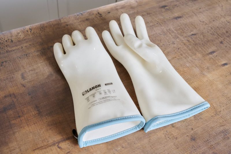 LANON liquid silicone heat resistant gloves